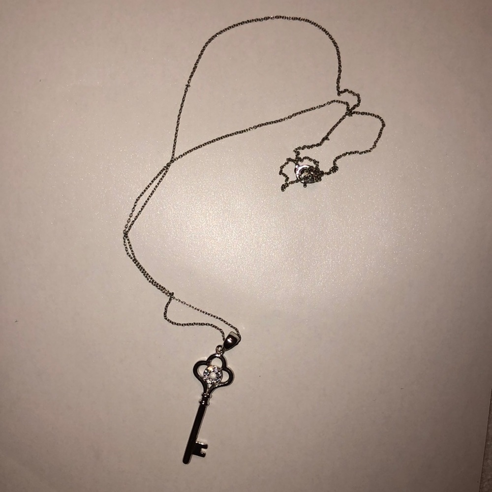 Silver Dimond Key Necklace
